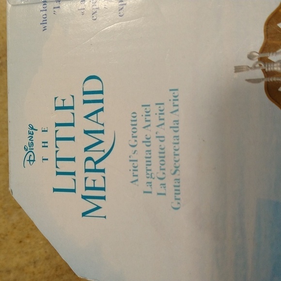 Disney The Little mermaid Ariel's grotto storytime stacker play set toy in box - Picture 6 of 7